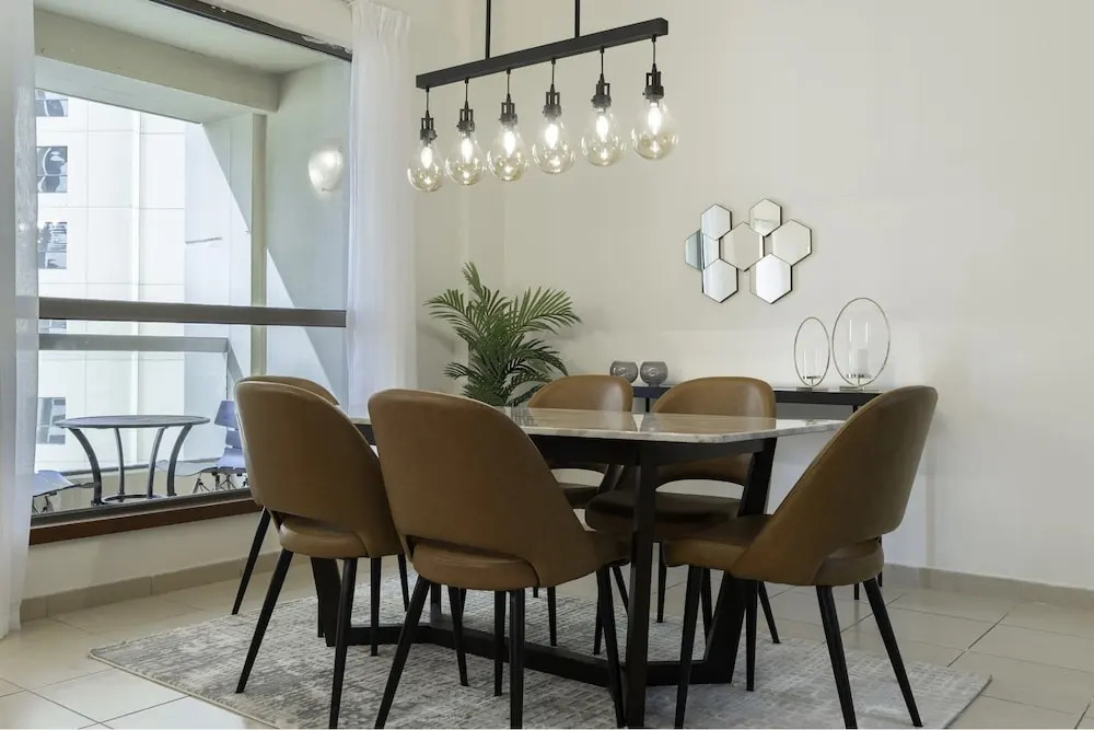Exquisite 3BR Apt for 6 Guests in Dubai Marina!