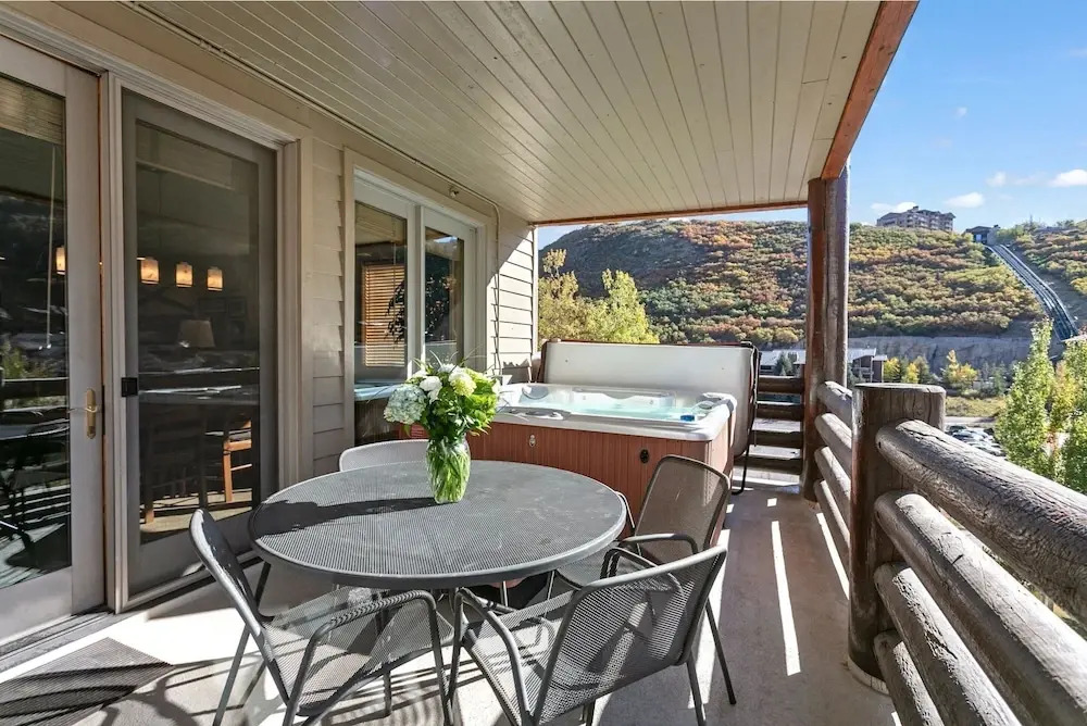 Trail's End Lodge at Deer Valley Resort - Two Bedroom Residence with Spa #201 2 Condo