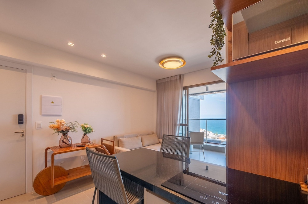 Apartments in a Building With a Pool 800m From the Beach in Salvador - EDF