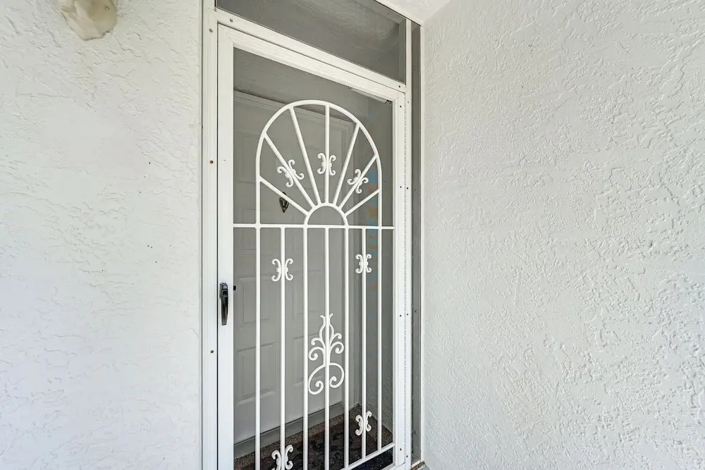 Snowbirds Welcome! Naples Resort Condo Near Golf