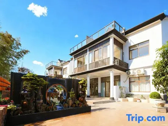 Deep in Ciyun · Happy · Ink Wash Jiangnan · Parent-Child Vacation Boutique Inn