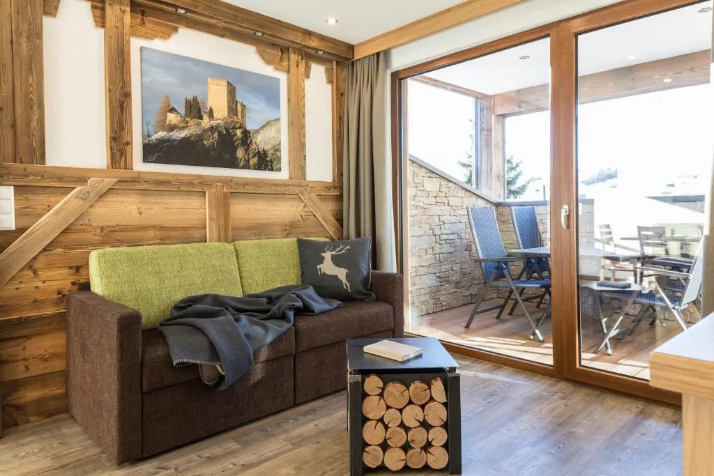 NATURLODGE Ladis - Nature Lodges with Mountain Views