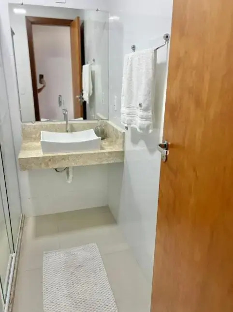 Apartamento novo luxuoso próximo a rua de lazer