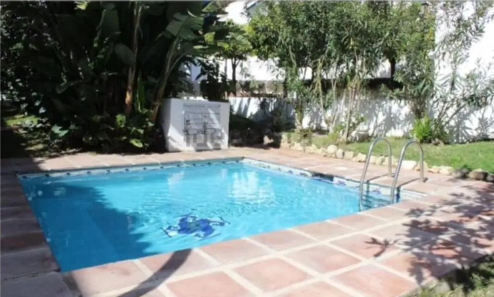 House With 4 Bedrooms in Marbella, With Pool Access, Enclosed Garden a