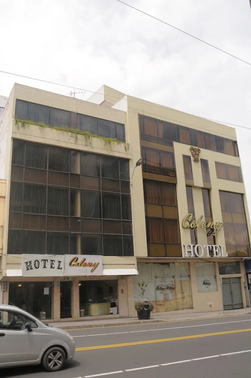 Colony Inn Hotel