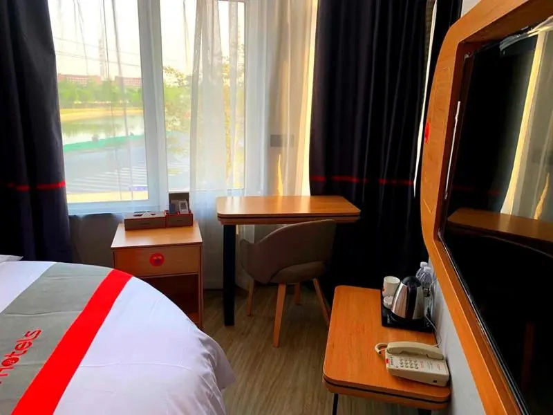 JUN Hotels Tianjin Jinnan District University City Pingfan Road