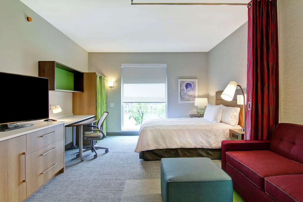 Home2 Suites By Hilton Montreal Dorval