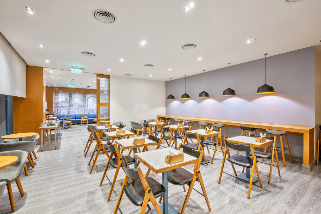Holiday Inn Express Hyderabad Banjara Hills by IHG
