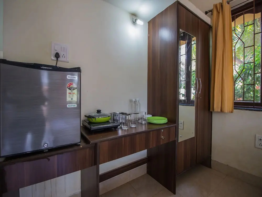 OYO 12969 Home Studio Anjuna Beach