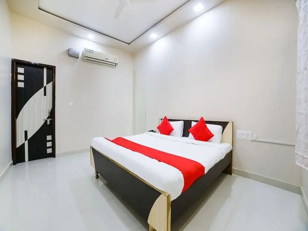Oyo 37963 K R Guest House
