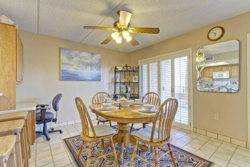 Villa Del Sol Condominium 205