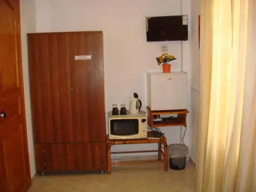 Boussetil Rooms CapAnMat