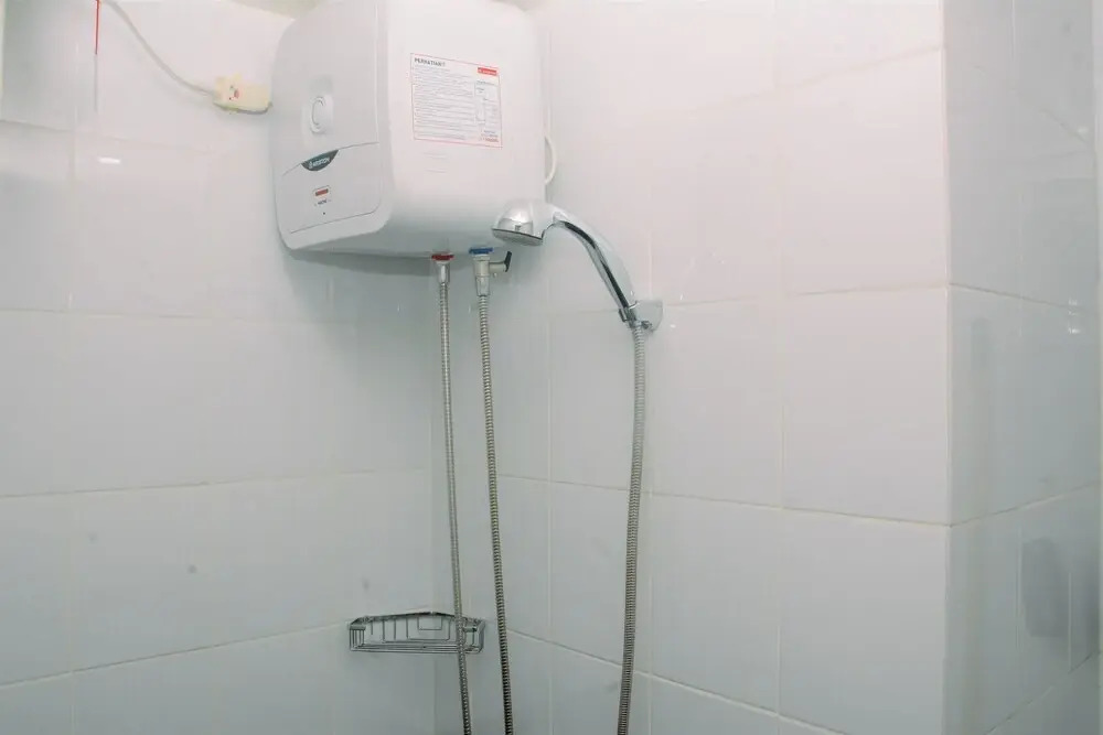 Simply 2BR Green Pramuka City Apartment near Cempaka Putih
