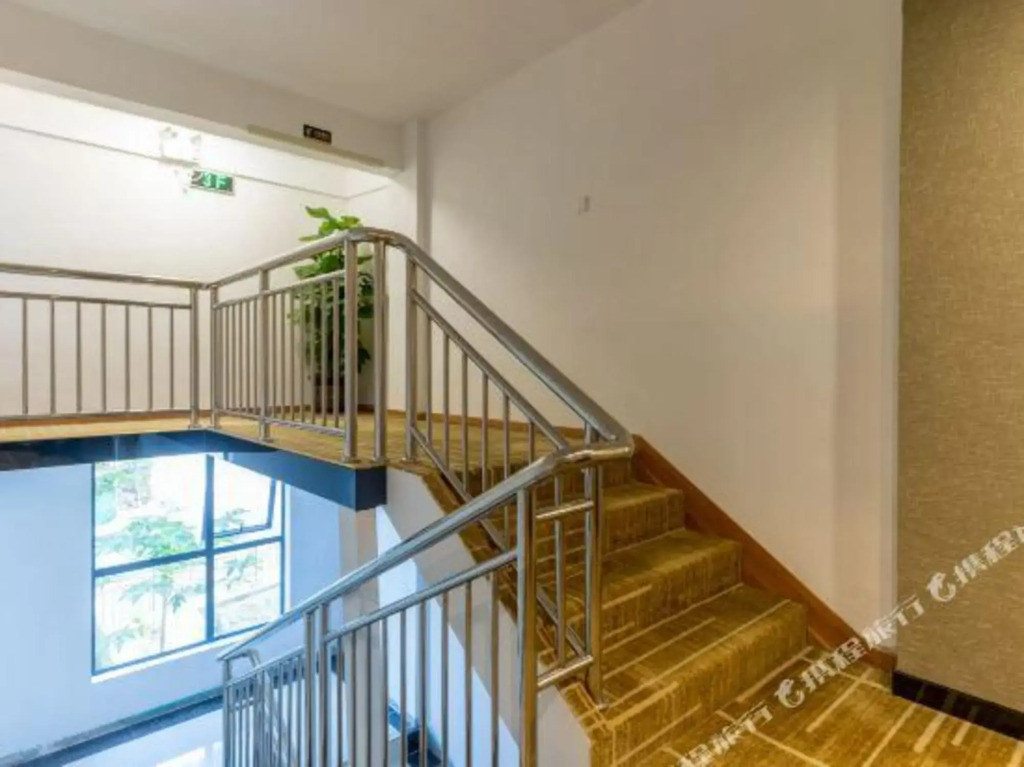 Yunji Hotel (Hengqin Port & Chimelong Branch)