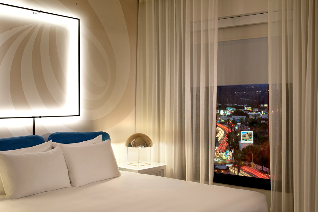 The Valorian West Hollywood, Curio Collection by Hilton