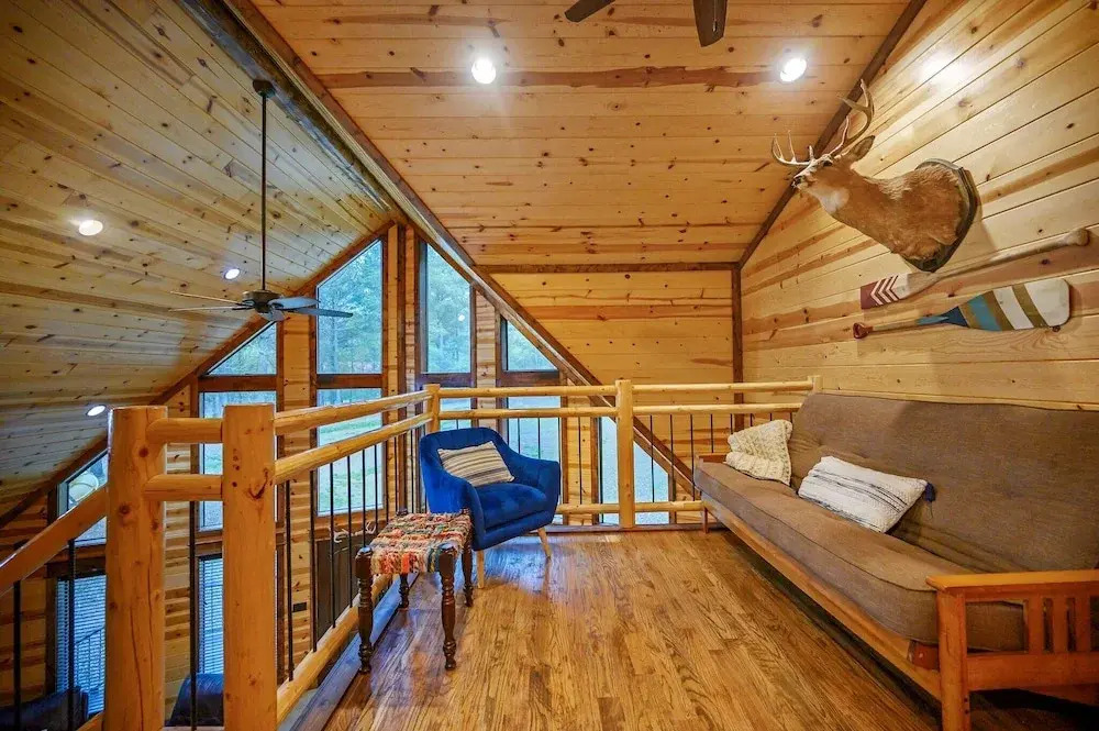 Sugar Mama Cabin for 10!