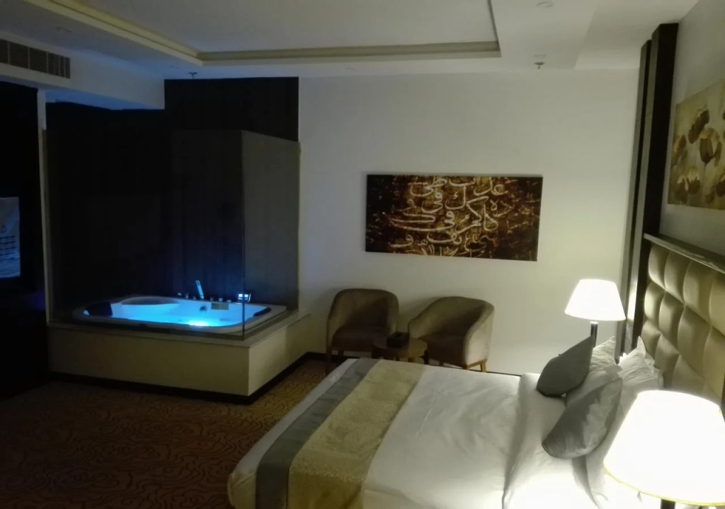 Diamond Hotel