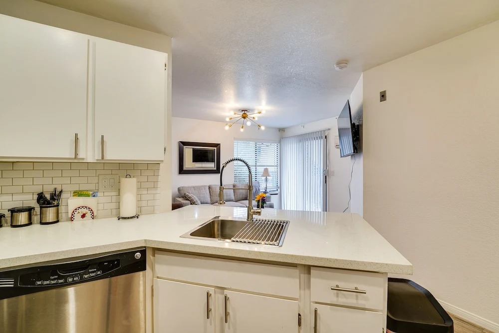 Vacation Rental Near Las Vegas Strip With Pool!