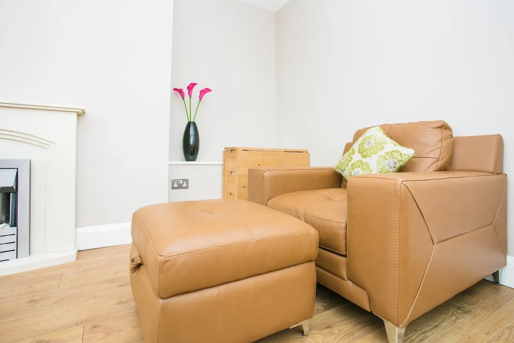 2 Bedroom Flat in West London