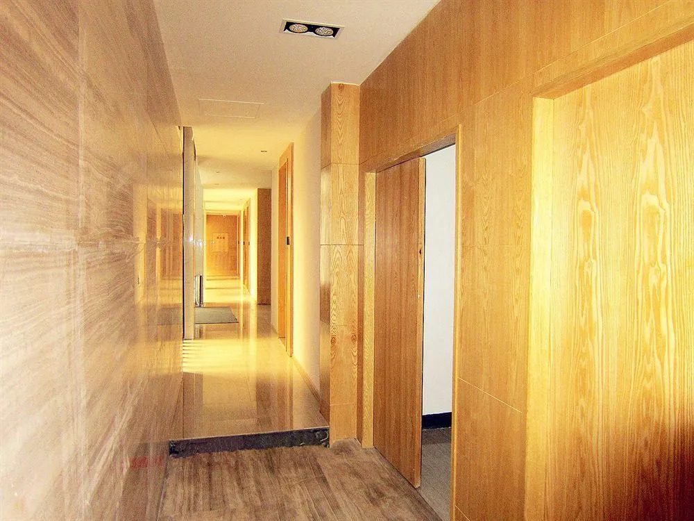 Super 8 Hotel Chongqing Da Li Tang