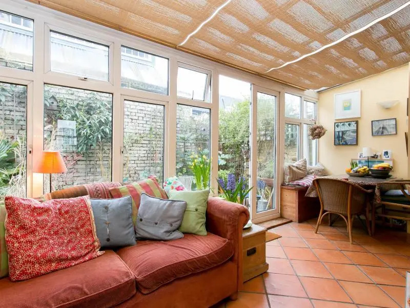 Veeve  3 Bed House On Studland Street Hammersmith