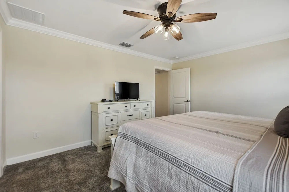 Barefoot Breeze - Storey Lake By Shine Villas #833