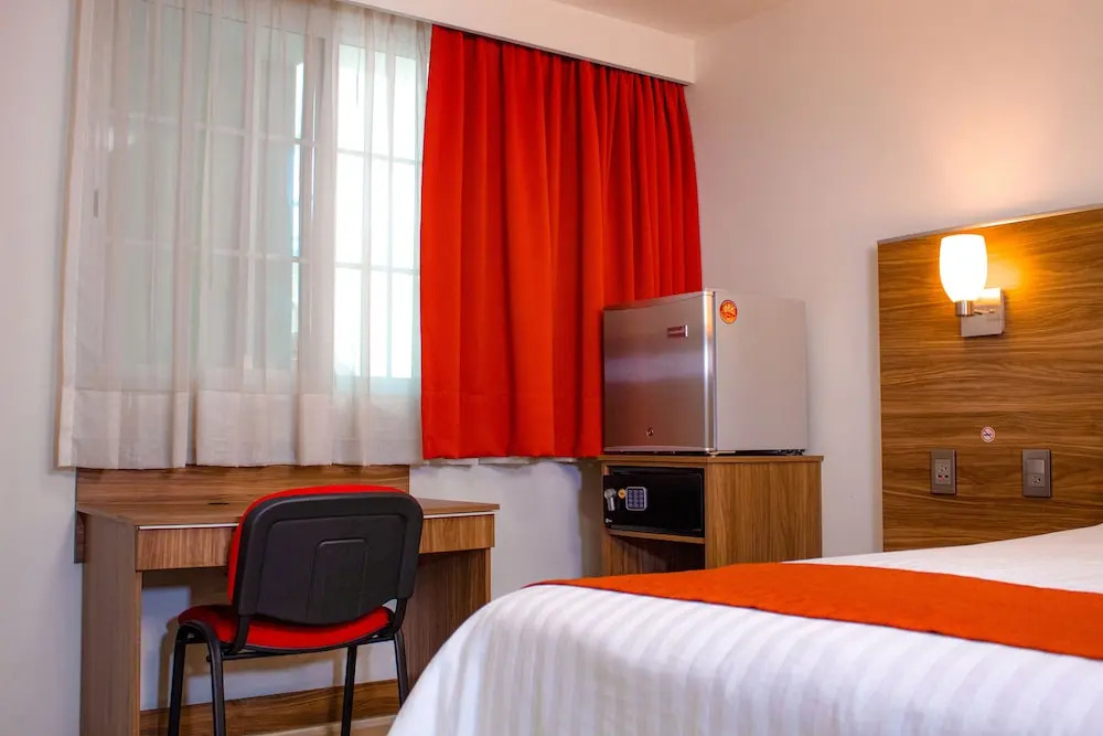 La Casa del Reloj - Zona de Hospitales