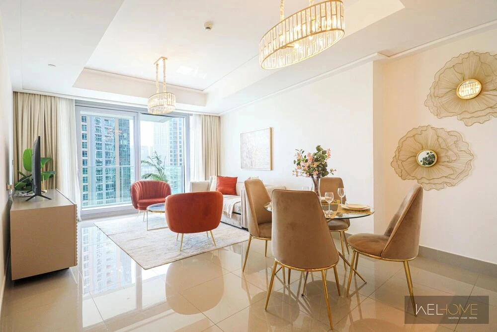 WelHome - Luxury Apt in Downtown with Burj Khalifa & Fountain View