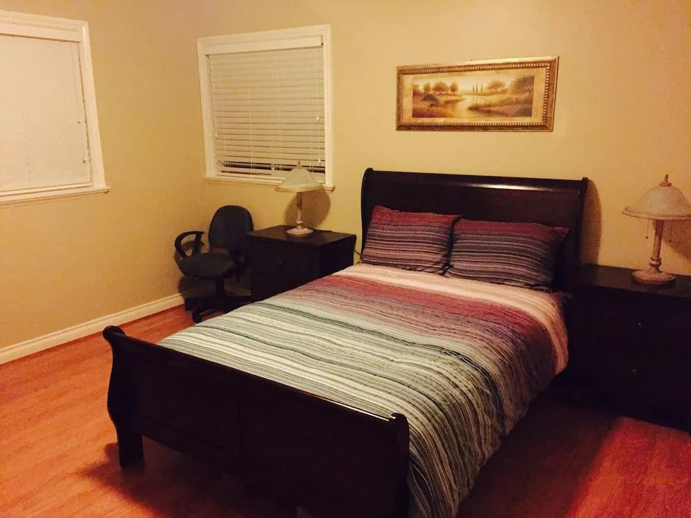 Fraser River Richmond Bed and Breakfast