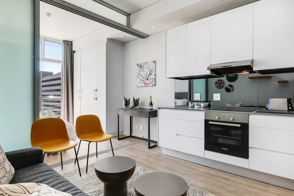 Panoramic Sentinel Apartment 707