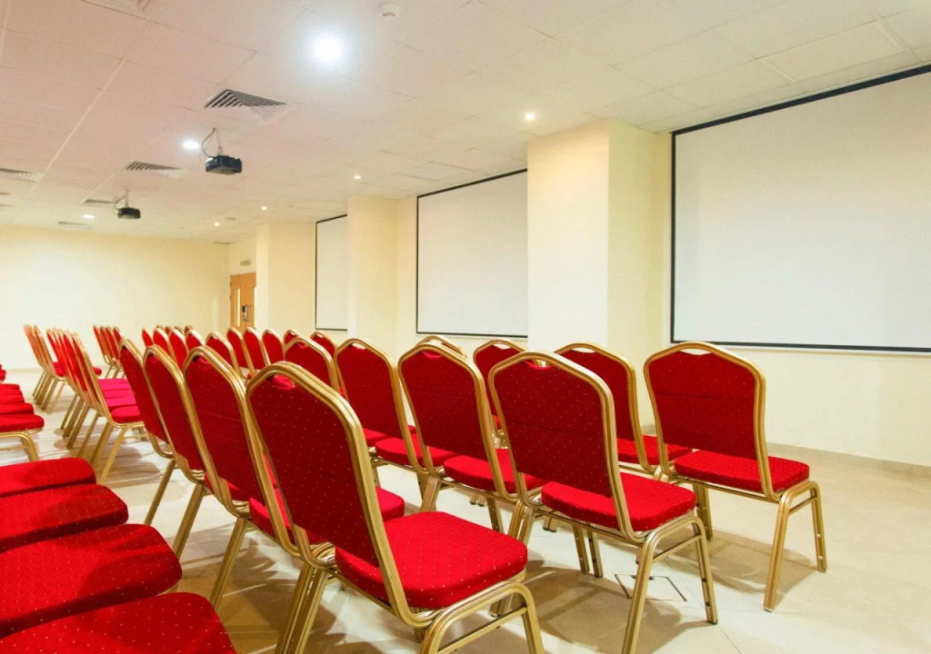 Отель Delta Continental Hotel and Suite Lagos