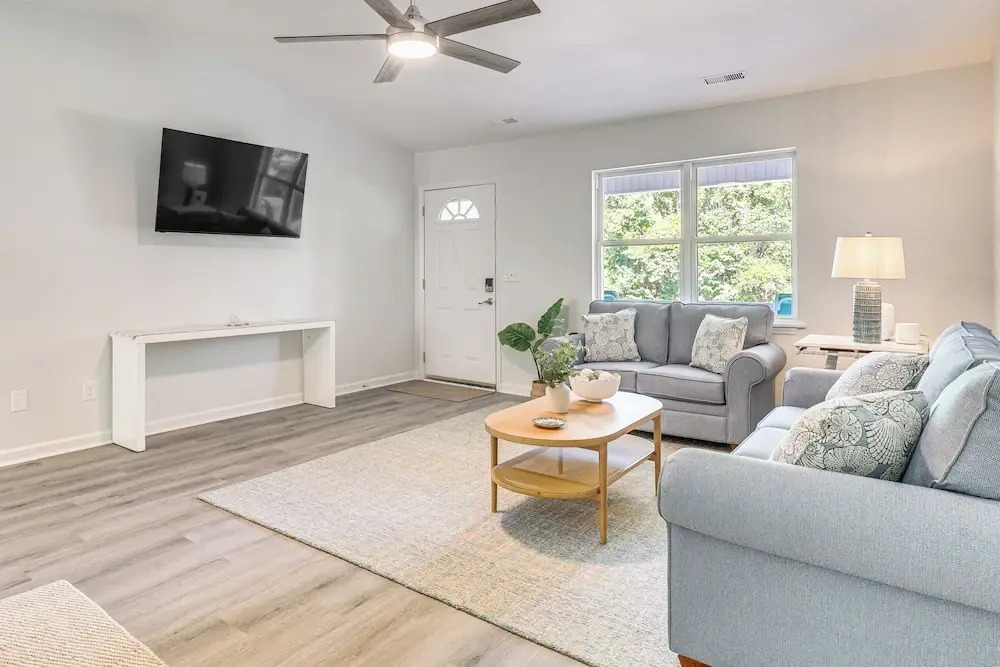 Newly Renovated Home in Oak Island!