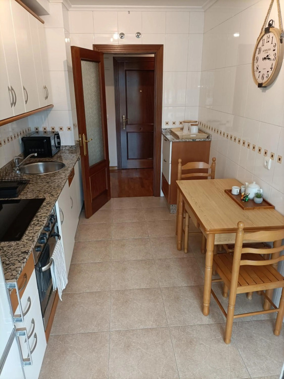 LA ERIA I, exterior, 2 Hab, Wifi y garaje, 15 min a pie al centro