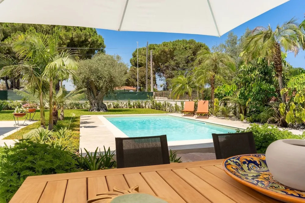 Villa Bali with Pool by Wonderful Italy