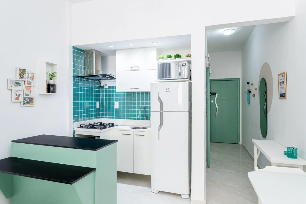Studio A 60m Da Praia De Copacabana | As 76/810
