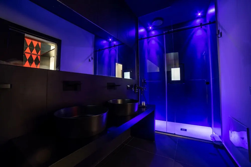 Maximum hub suite&spa