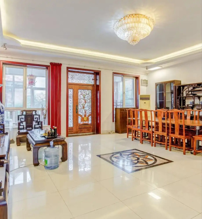 Barrow Villa