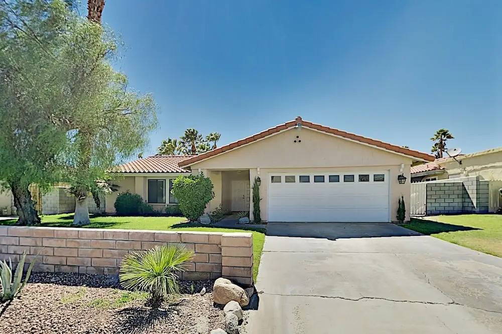 27055qui 3 Bedroom Home