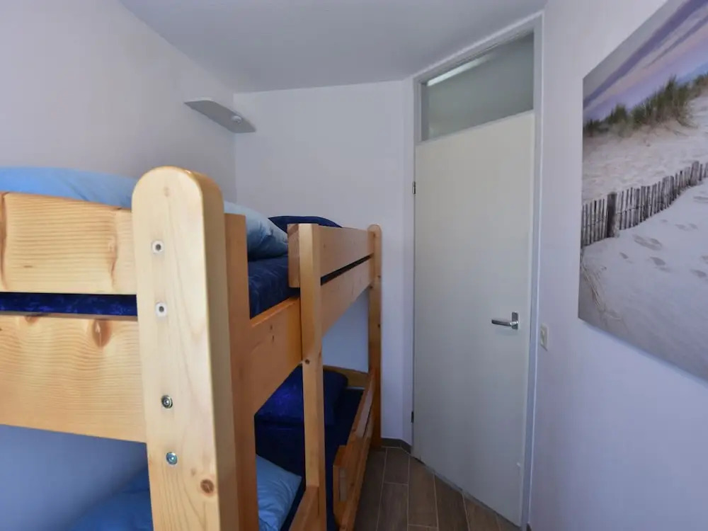Tranquil Apartment in Nieuwvliet Near the Beach
