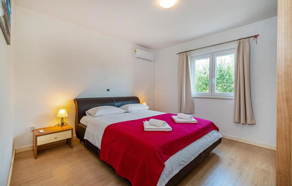 Nice Home In Posedarje