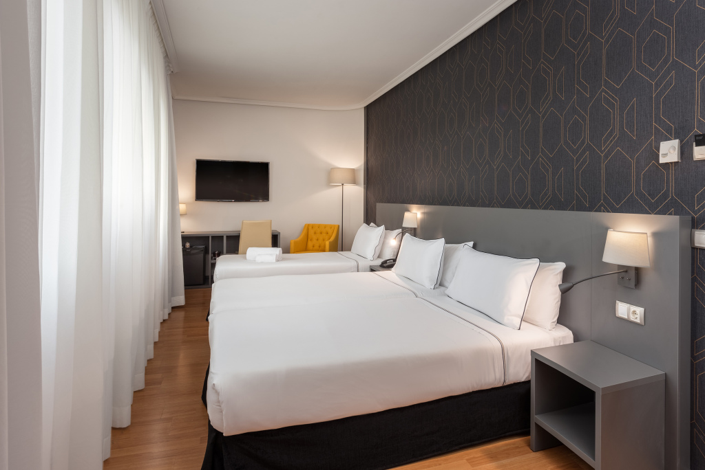 Hotel Madrid Plaza España, Affiliated by Meliá