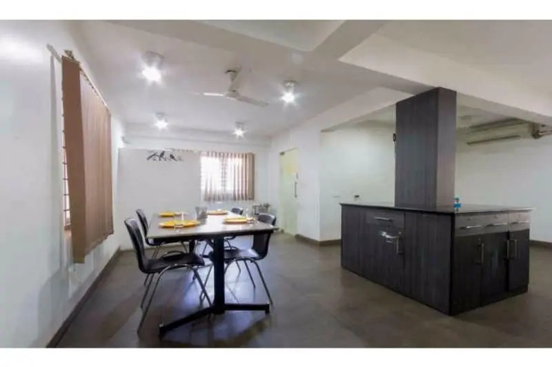 Fabhotel Stay Eeasy Thiruvanmiyur, Chennai