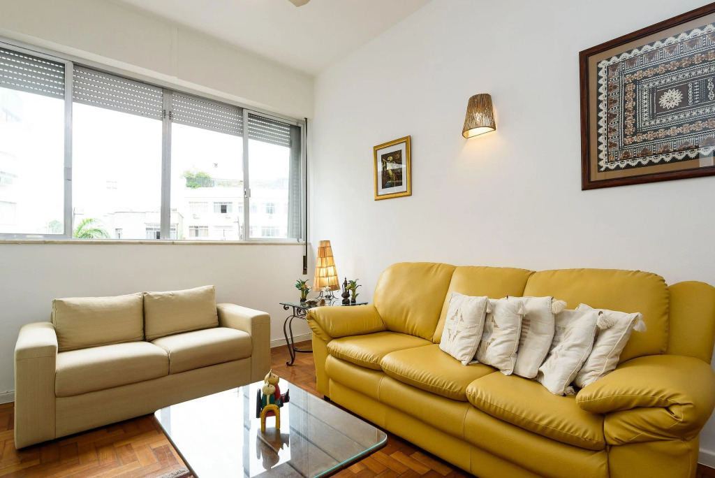 2 Quartos Em Copacabana Com Garagem | Bc 473/704