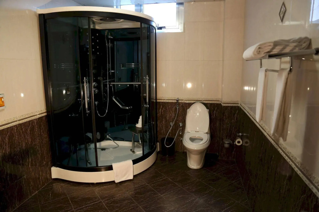 Afarensis International Hotel