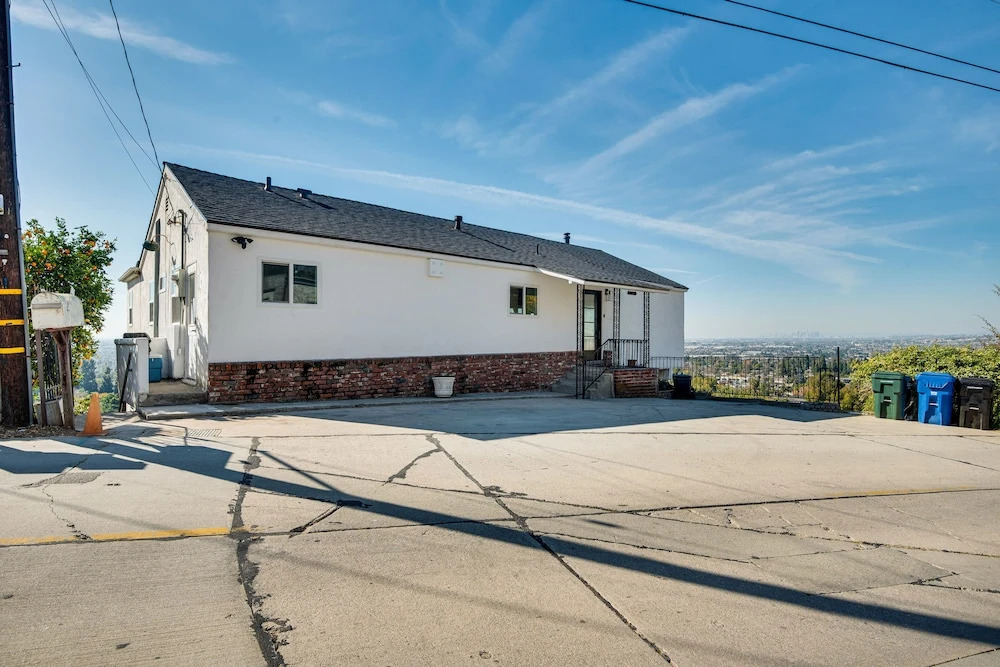 Charming Whittier Home w/ Views: 17 Mi to LA