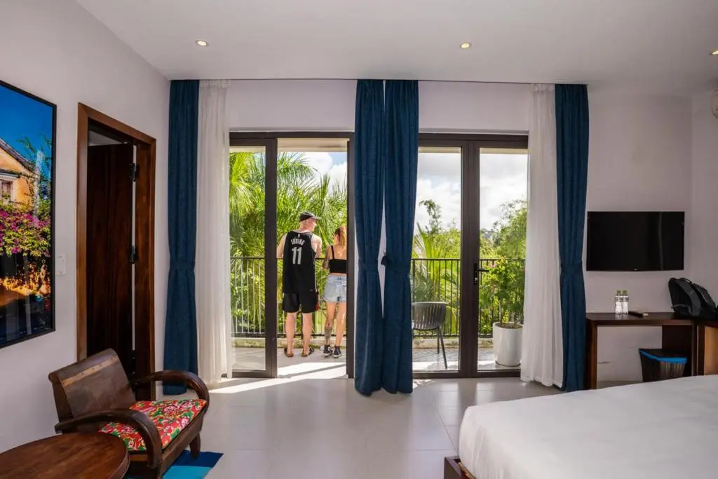 Mad Monkey Hoi An