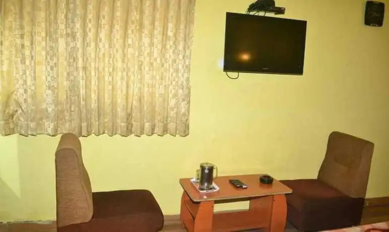 Fabhotel Feel Like International