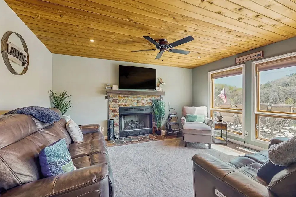 Outdoor Spa + Dock! Scenic Norris Lake Retreat