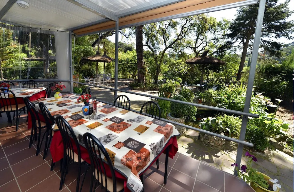 Elegant Villa with Private Pool in Jerte