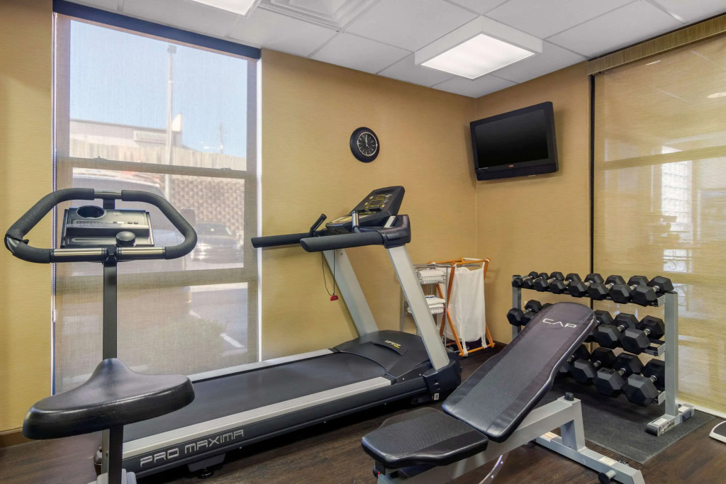 Comfort Inn & Suites LaGrange East